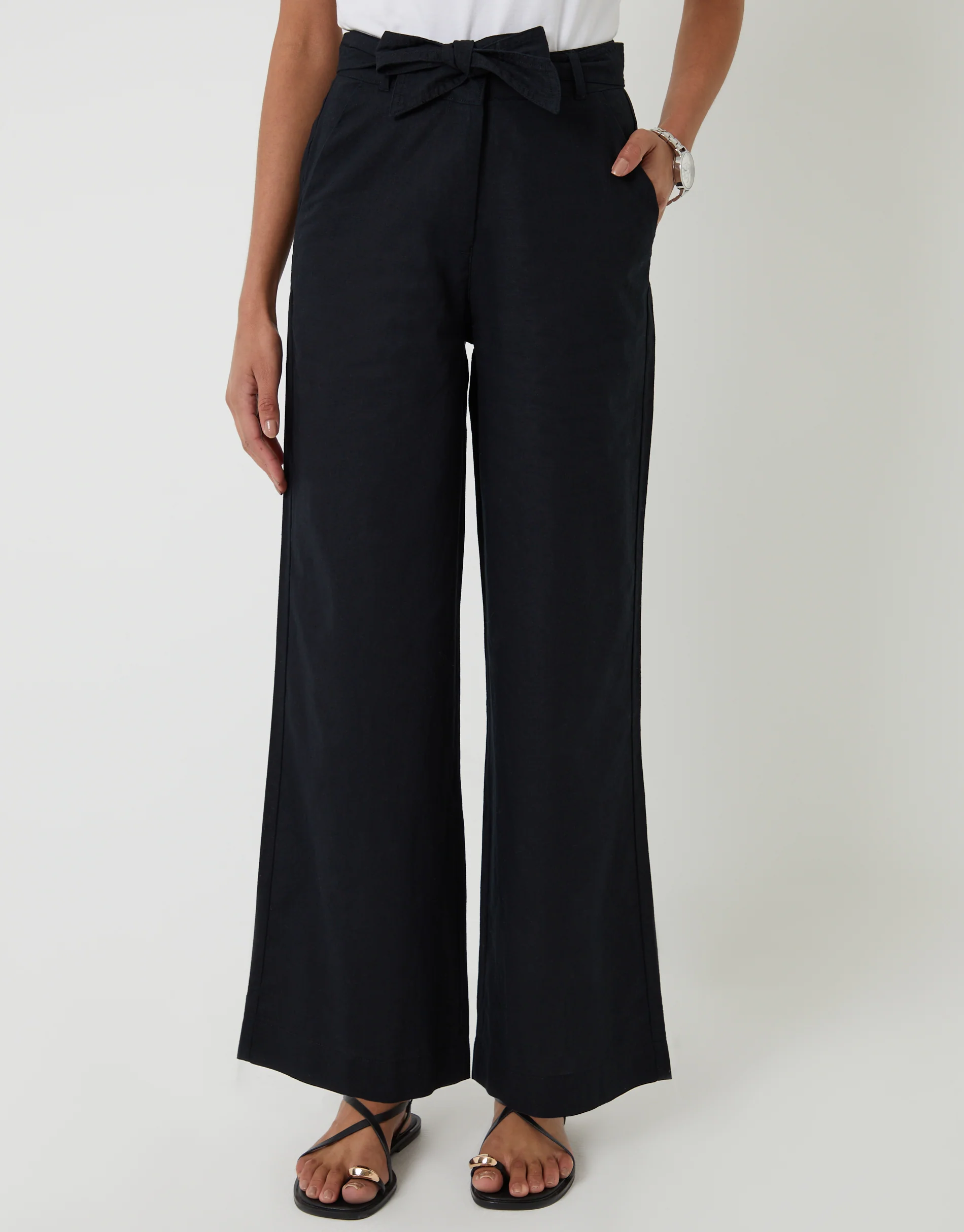 Wide Leg Belted Linen Blend Trousers in Black - Image 2