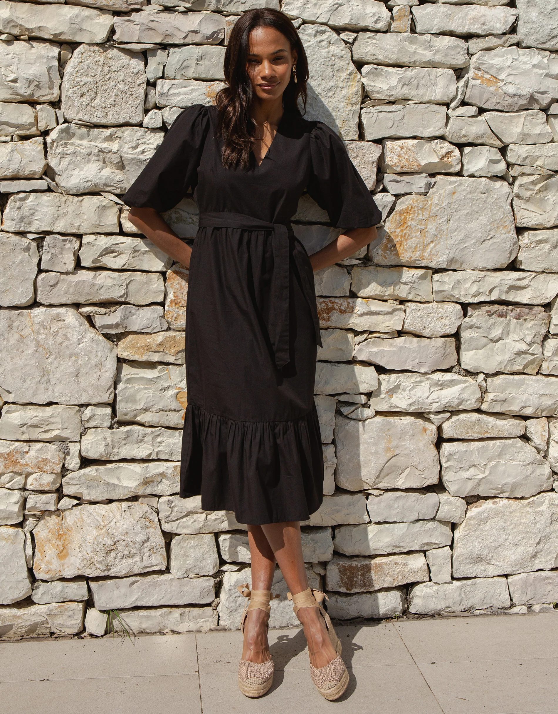 Cotton Poplin V Neck Tie Belt Puff Sleeve Tiered Midi Dress in Black