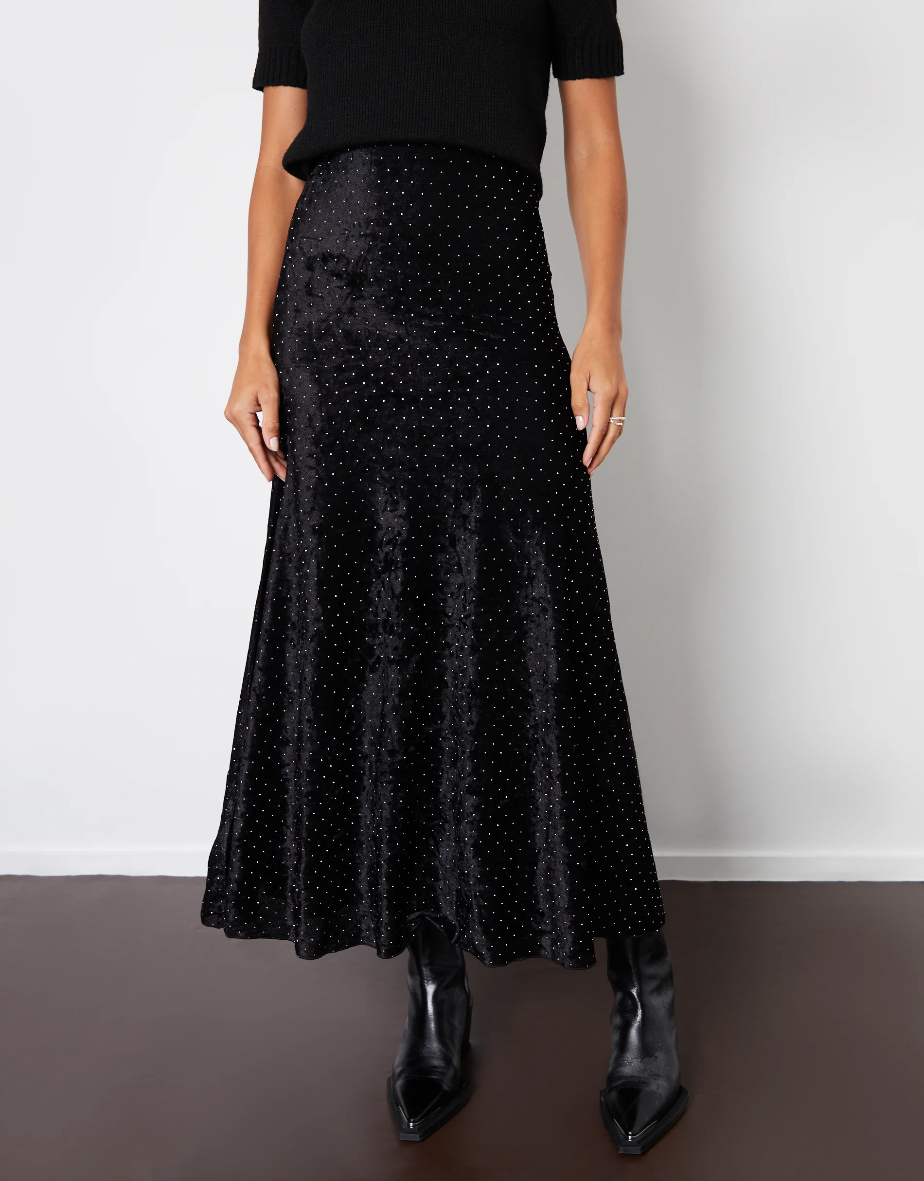 Embellished Mesh Velvet Maxi Skirt in Black - Image 3