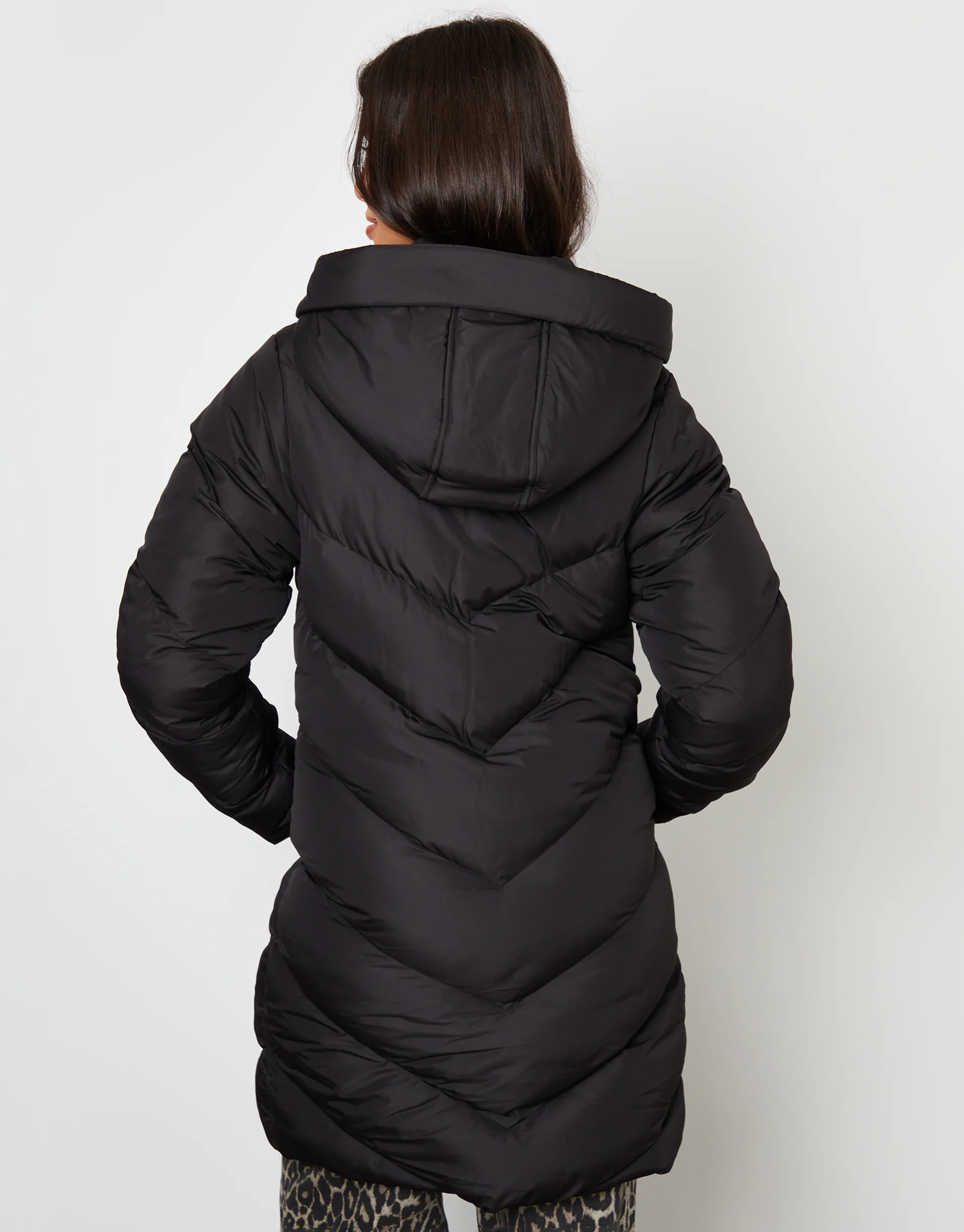 Padded Mid Length Hooded Puffer Jacket in Black - Image 4