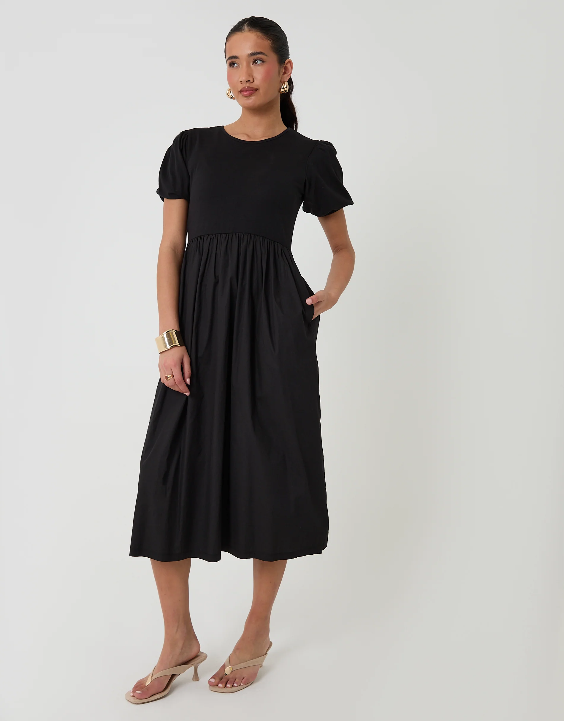 Puff Sleeve Jersey Poplin Mix Maxi Dress in Black - Image 4