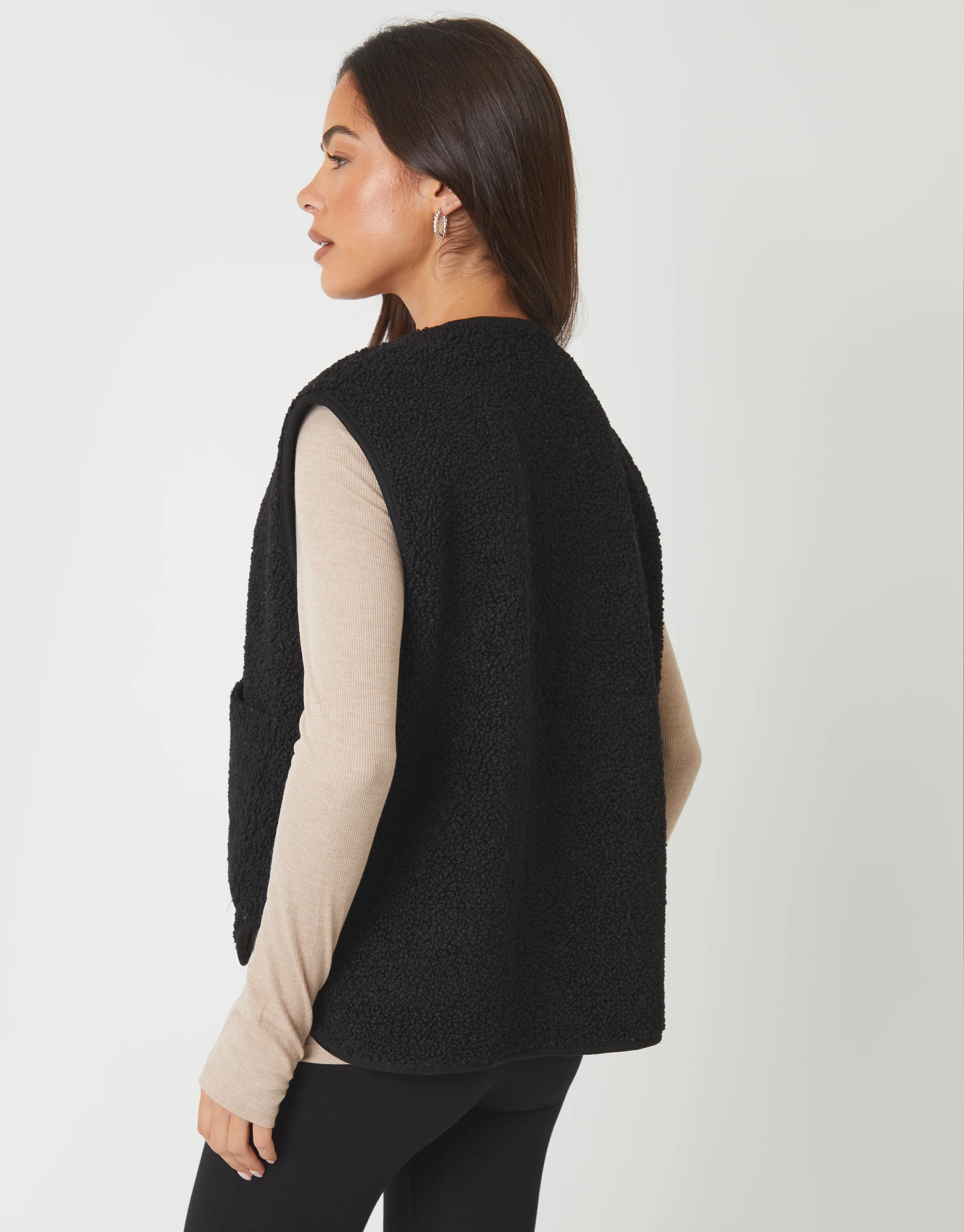 Reversible Fleece Borg Gilet in Black - Image 3
