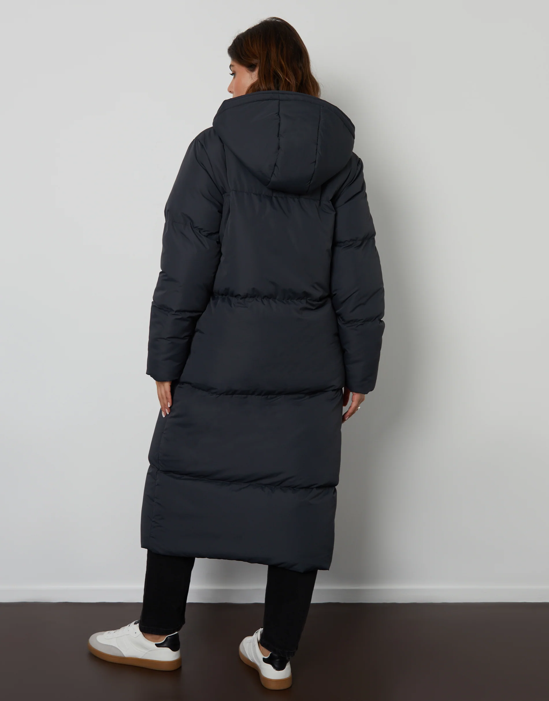 Maxi Puffer Jacket in Charcoal Grey - Image 2