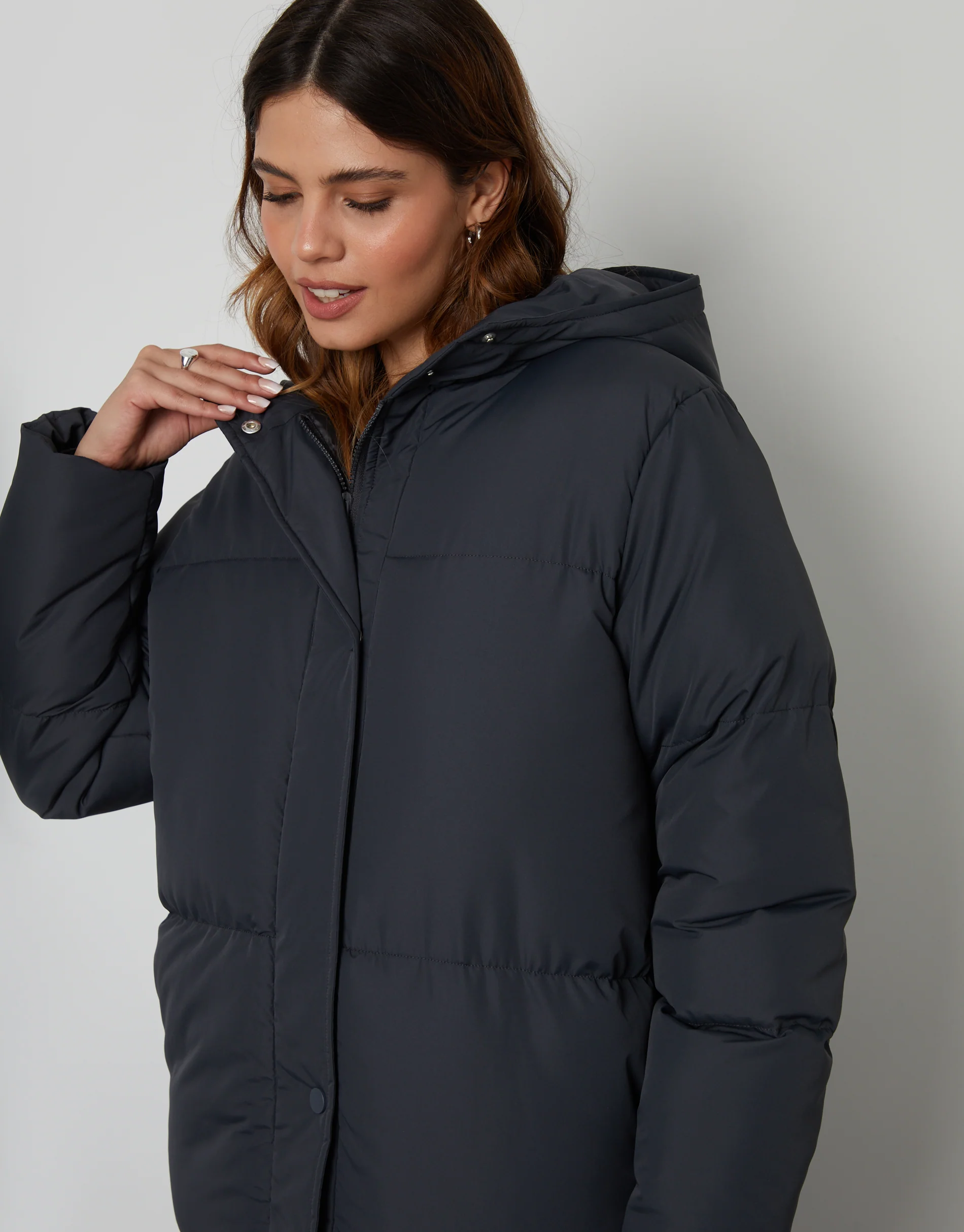 Maxi Puffer Jacket in Charcoal Grey - Image 4