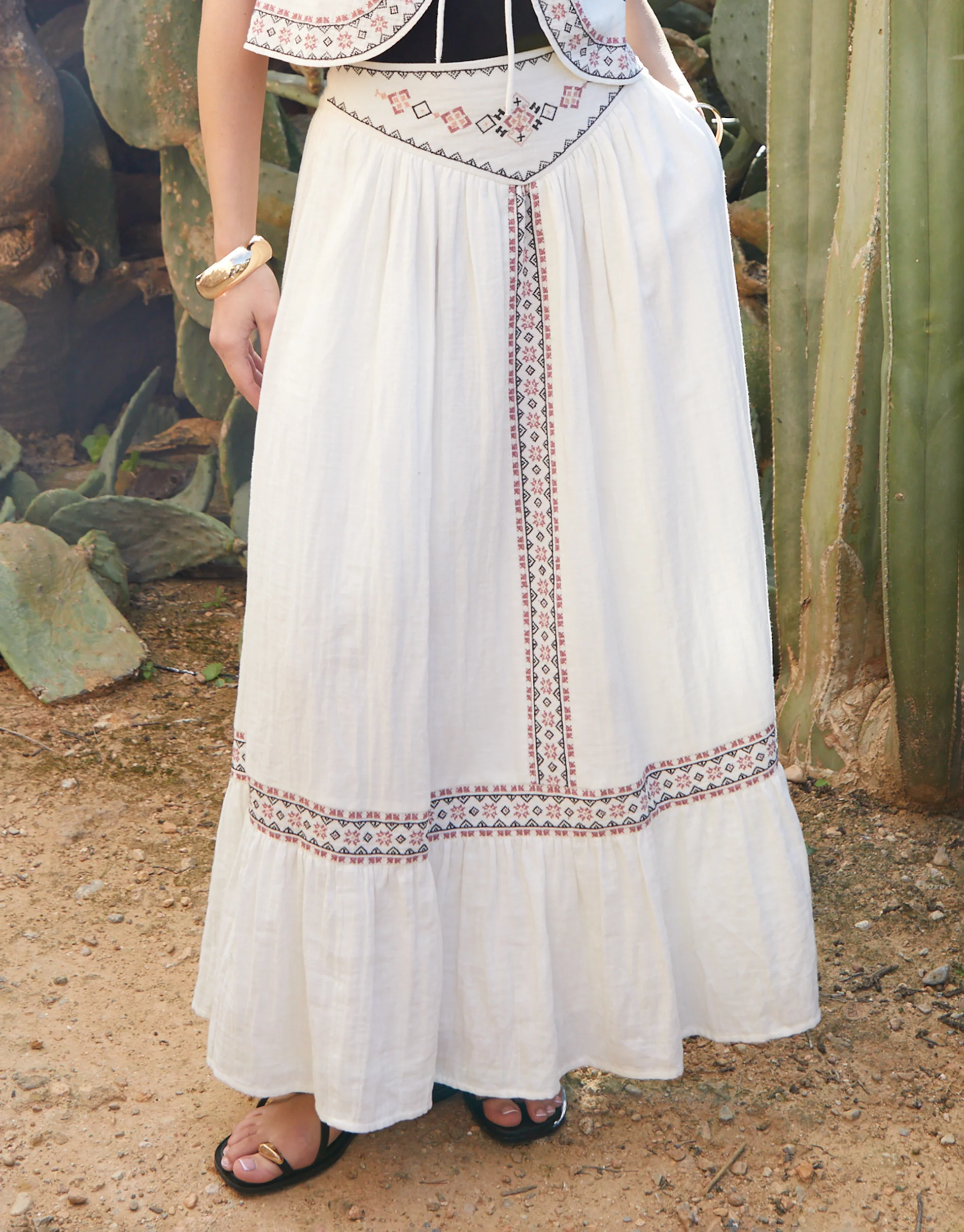Embroidered Pull On Midi Skirt in Cream - Image 2