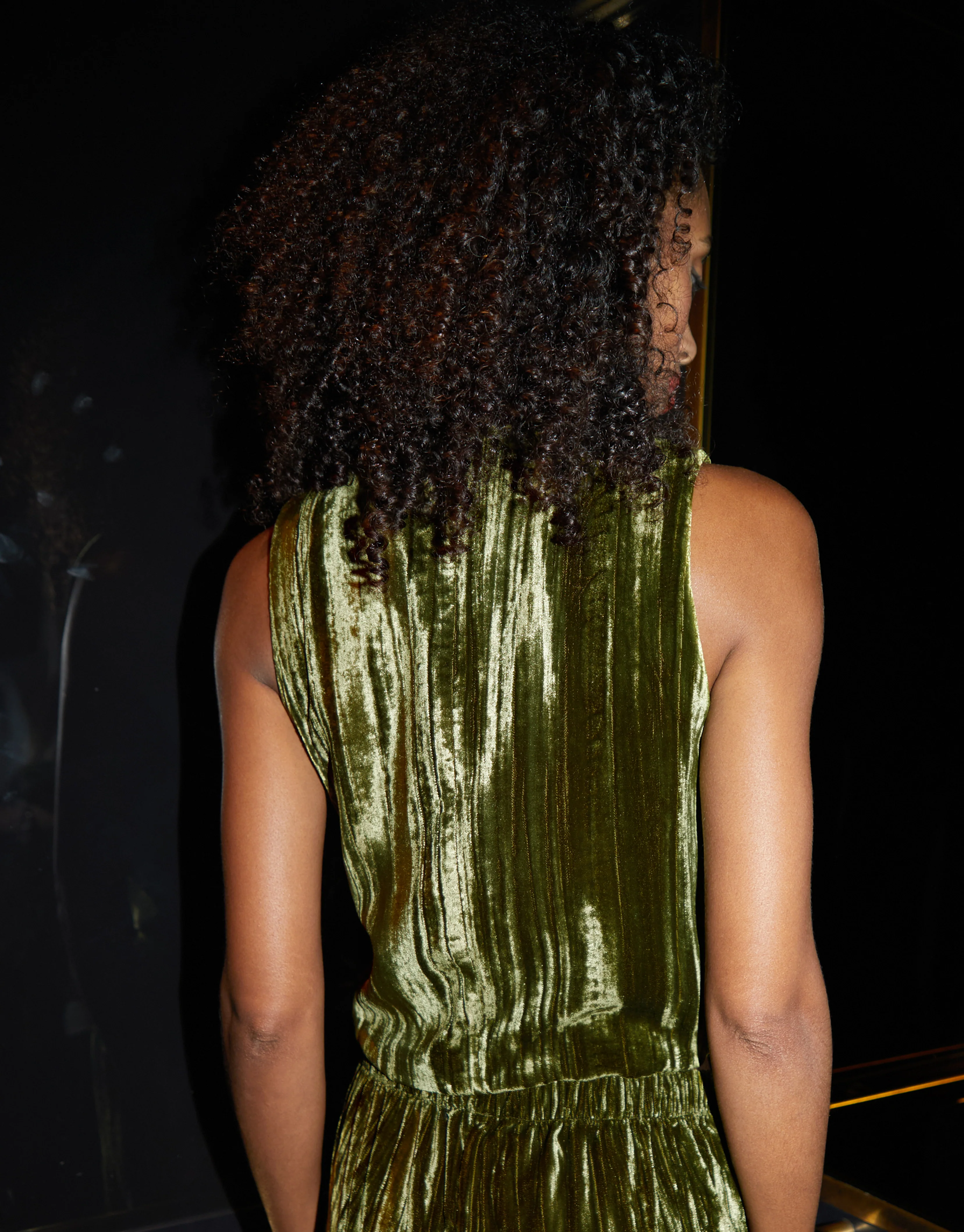 Crinkle Velvet Waistcoat in Green - Image 2