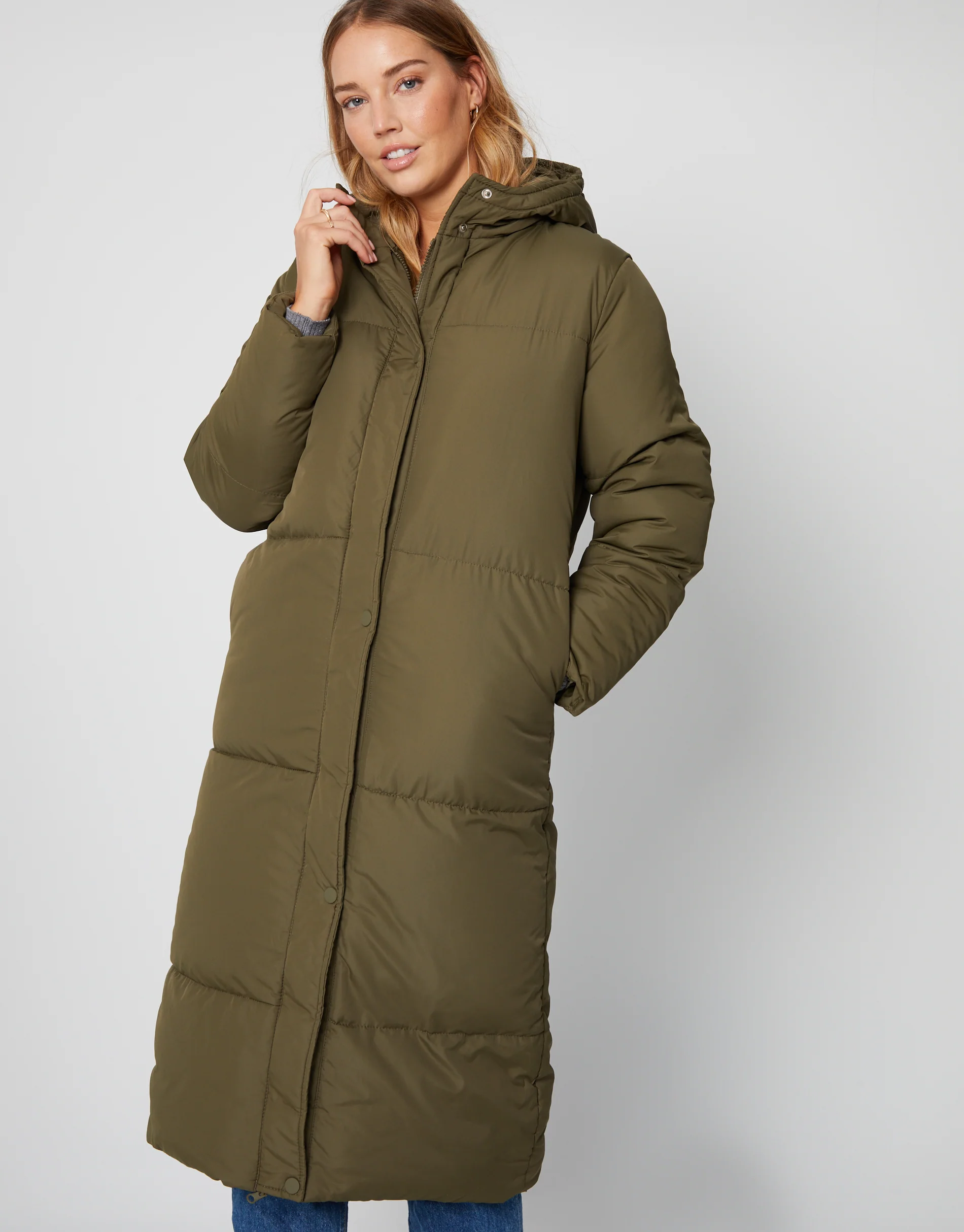 Maxi Puffer Jacket in Khaki Green - Image 3