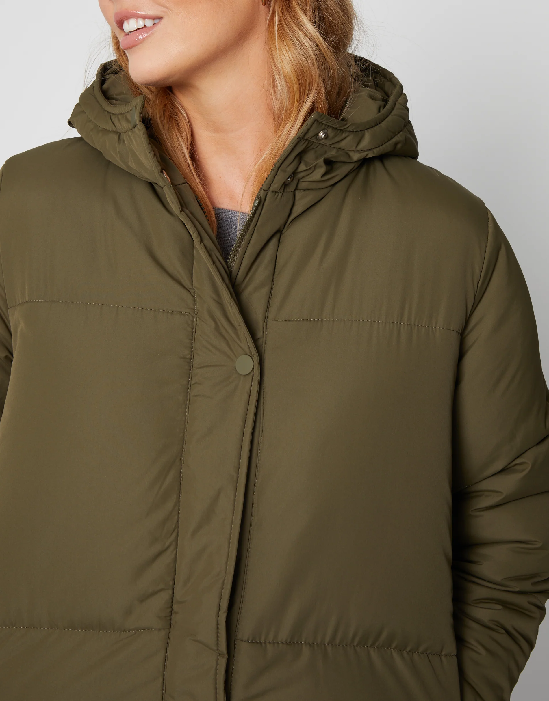 Maxi Puffer Jacket in Khaki Green - Image 4