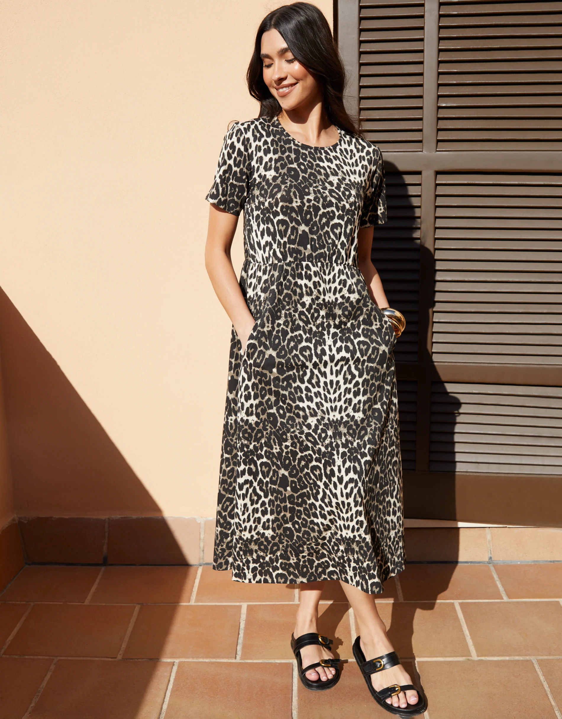 Jersey Midi Smock Dress with Pockets in Leopard Print - Image 5