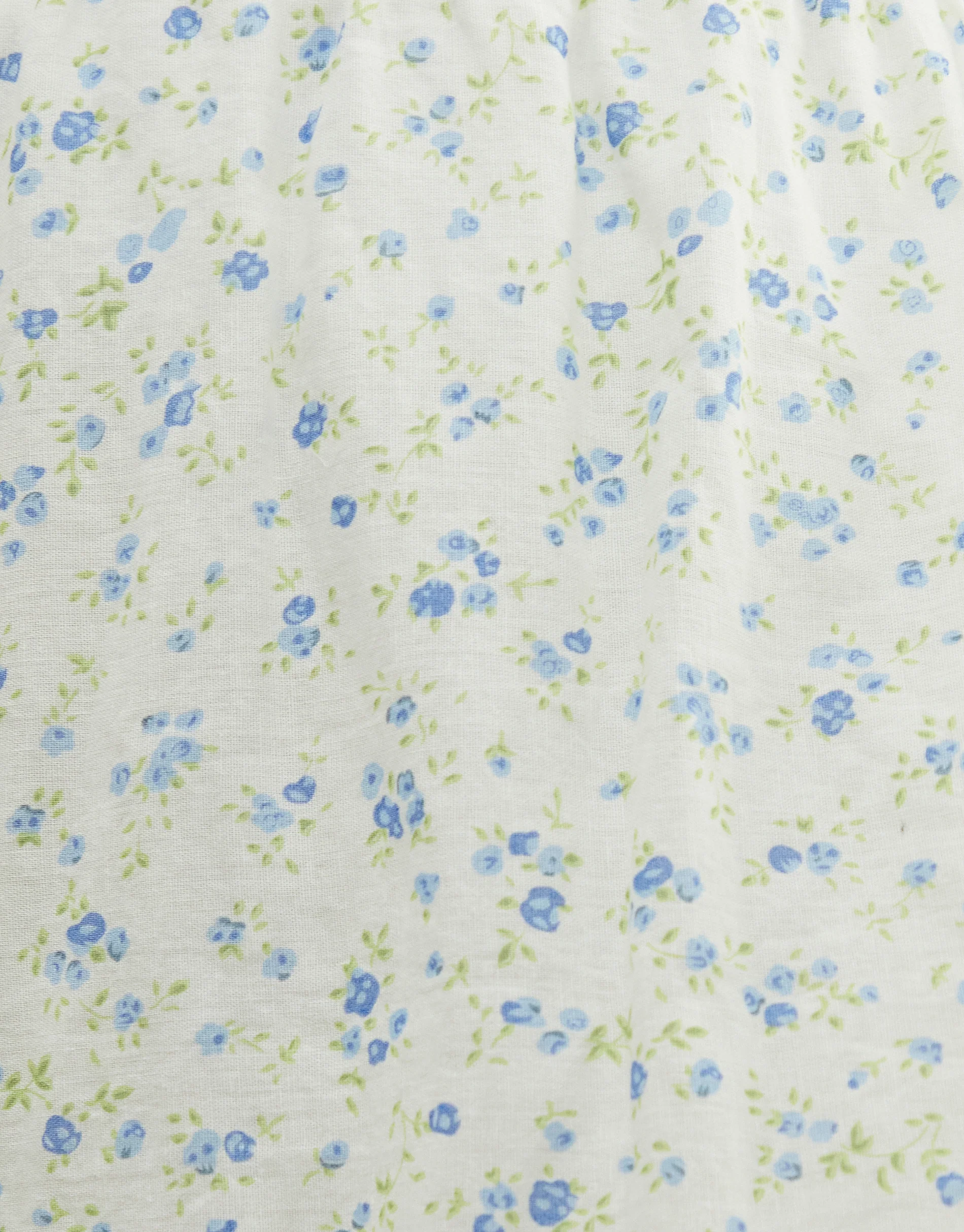 Floral Ditsy Print Shirred Pull On Linen Blend Midaxi Skirt in White - Image 5